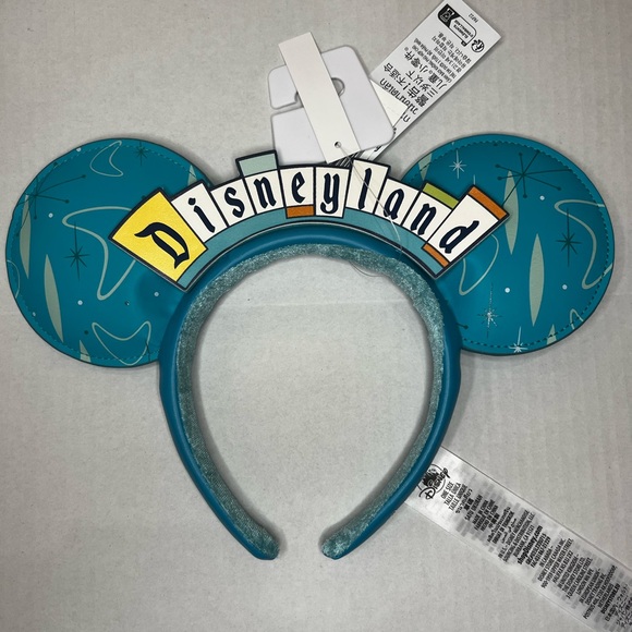 Disney Accessories - Classic Disneyland Mickey Ears NWT